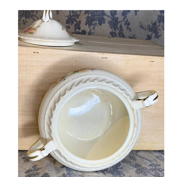 VTG 1940s Royal Gadroon by Harker Lidded Sugar Bowl *Chipped* - Picture 4 of 9